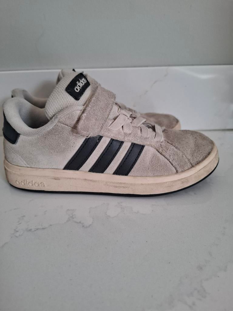 Adidas jongens schoenen maat 33, Adidas, Gebruikt, Jongen of Meisje, Schoenen