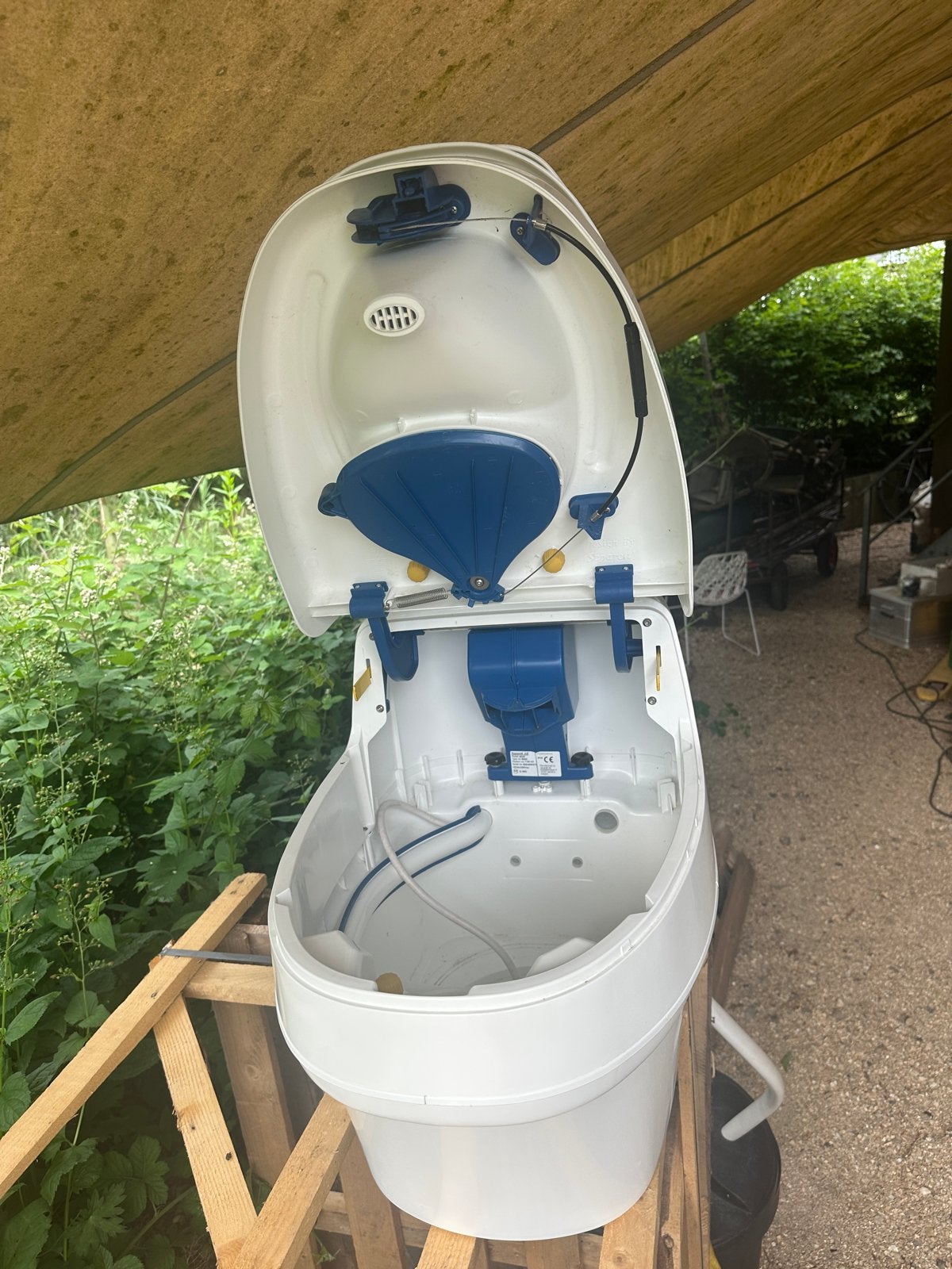 Separett Villa droogtoilet met ejectortank, Ophalen of Verzenden, Gebruikt, Toilet