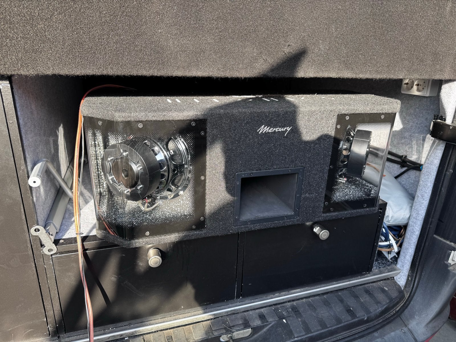 Mercury Subwoofer met 'Power From The Gods' behuizing, Ophalen of Verzenden, Gebruikt