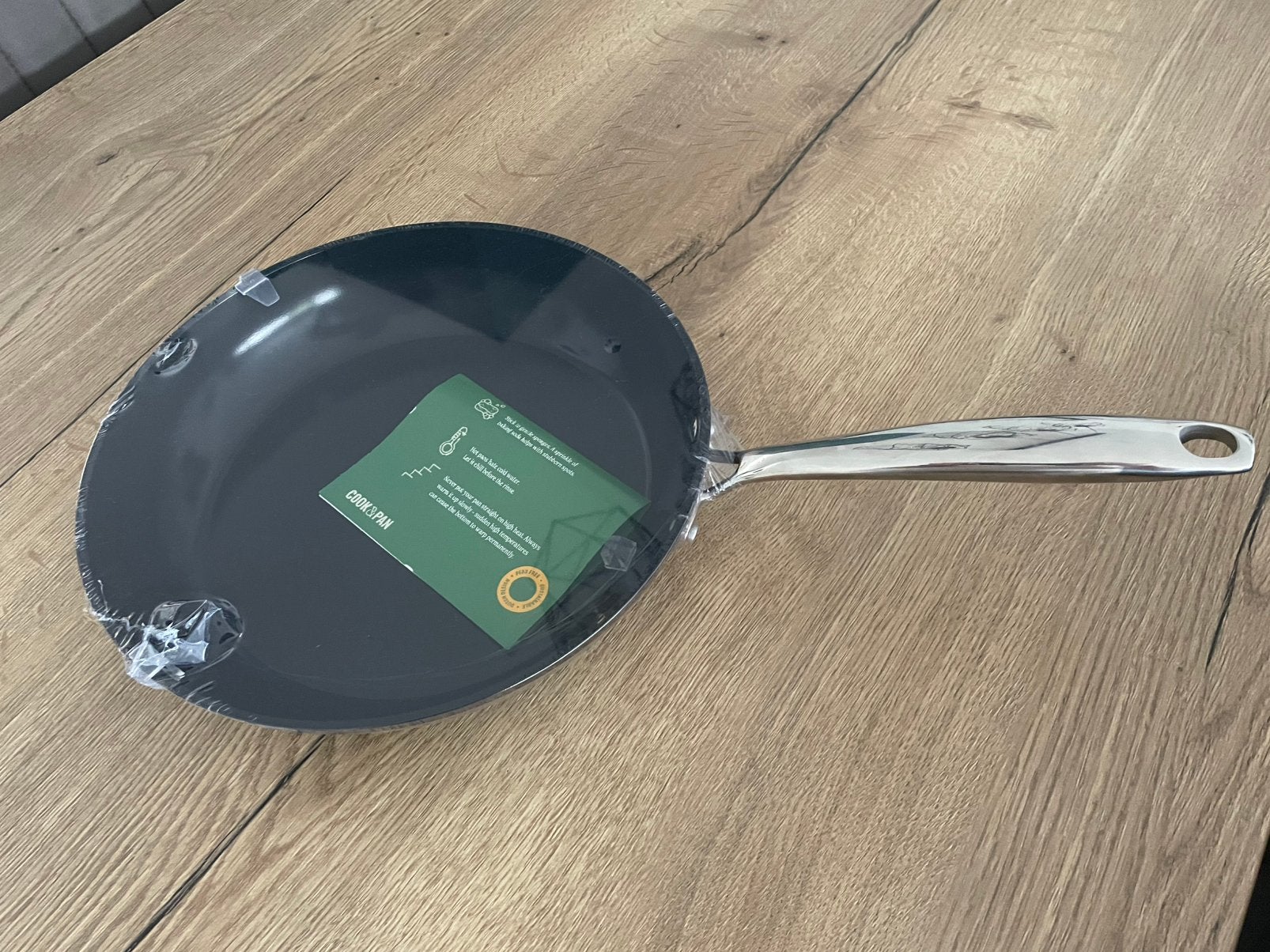 Cook & Pan signature koekenpan 28cm, Huis en Inrichting, Koekenpan, Ophalen of Verzenden, Met handvatten, Overige merken