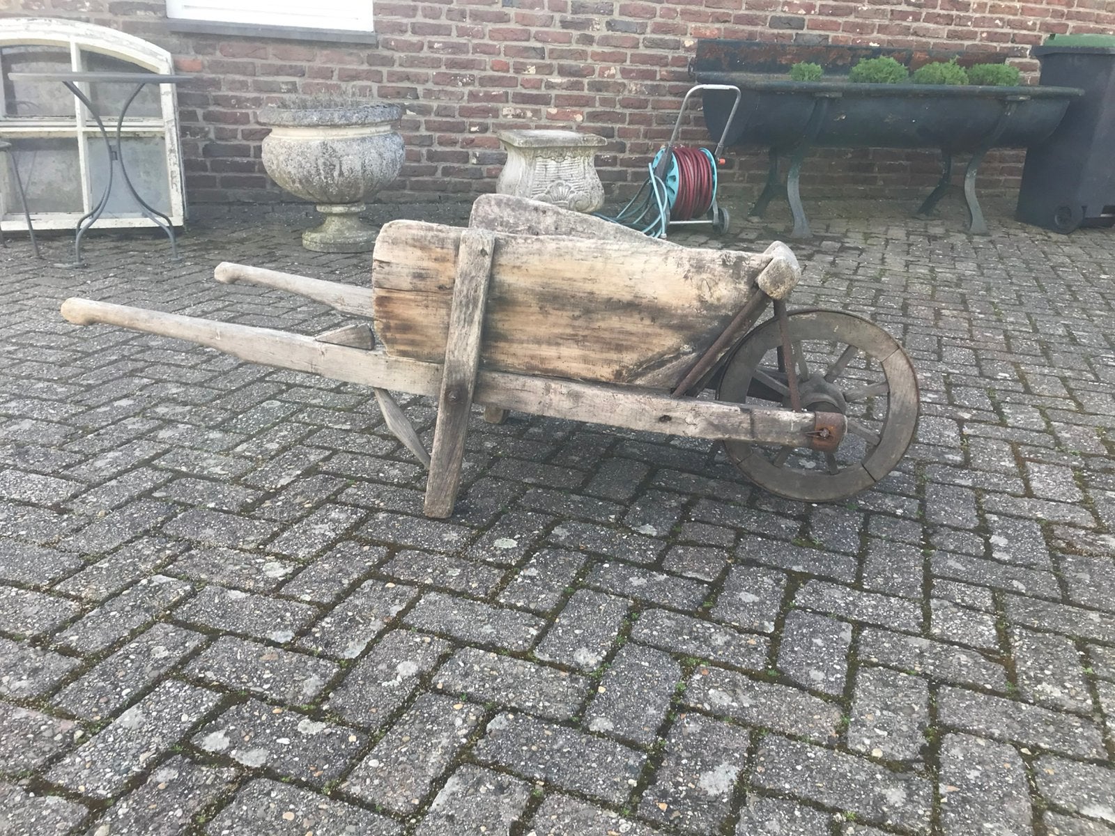 Oude houten kruiwagen, Antiek en Kunst, Ophalen