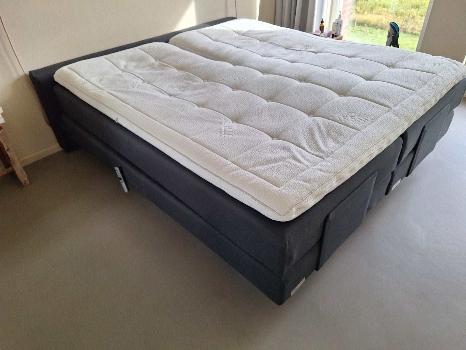 Caresse Boxspring verstelbaar 180200, Ophalen, Strak model, Tweepersoons, Zo goed als nieuw