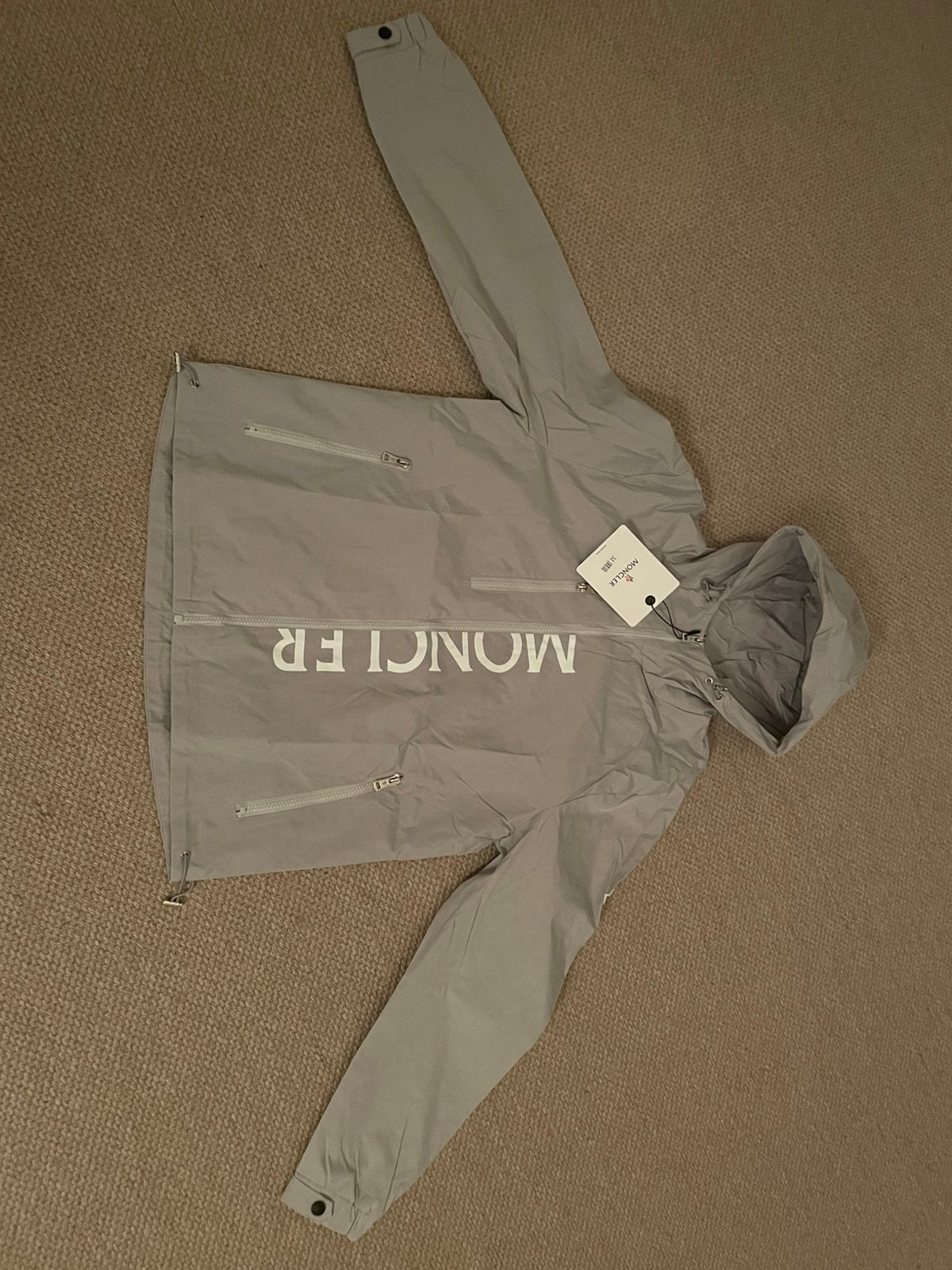 Moncler windbreaker, Caravans en Kamperen, Regenkleding, Ophalen of Verzenden, Zo goed als nieuw, Regenjas, Heren