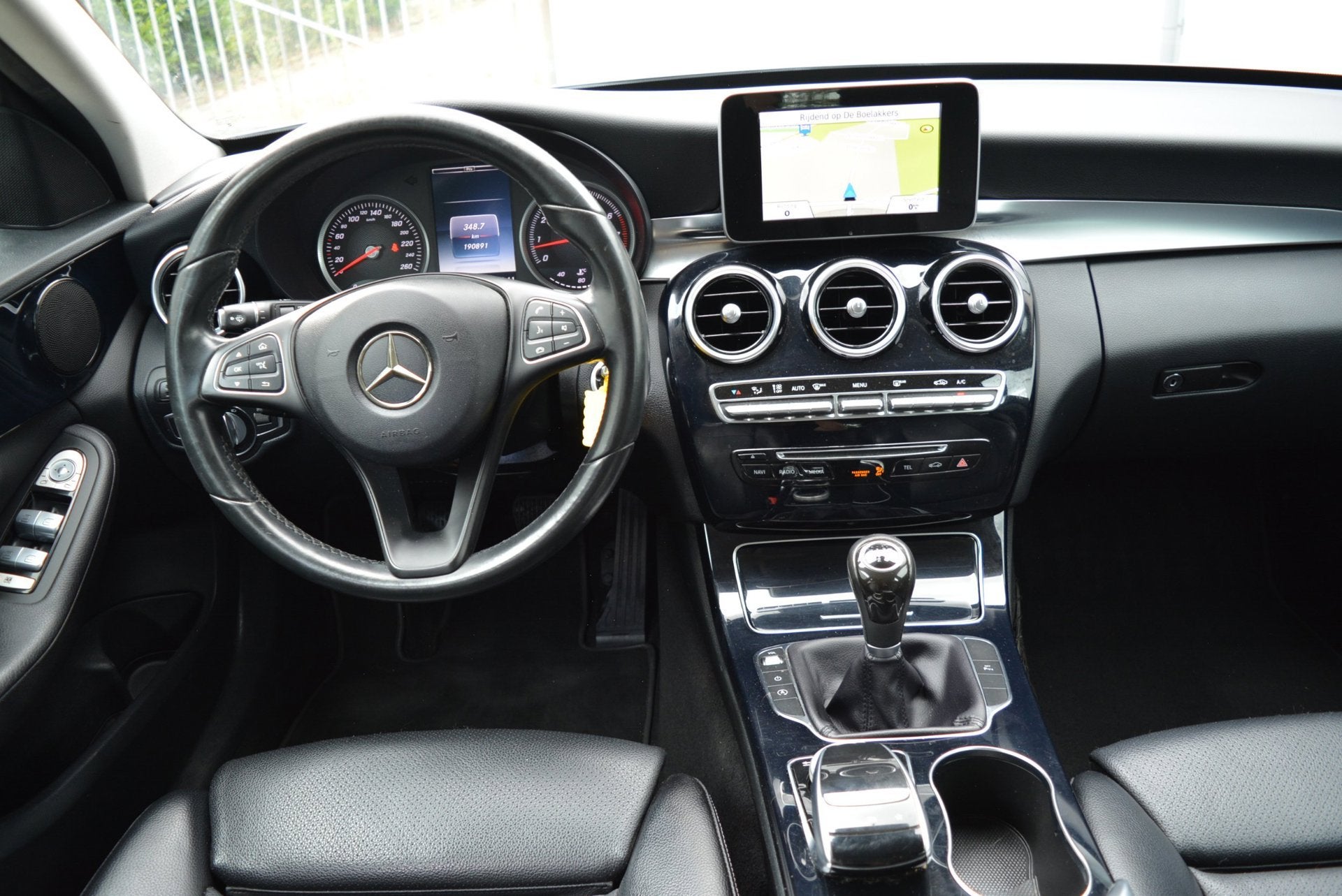 Mercedes-Benz C-klasse Estate 180 Ambition | Navi | Cruise |, Achterwielaandrijving, Handgeschakeld, 19 km/l, 1600 kg