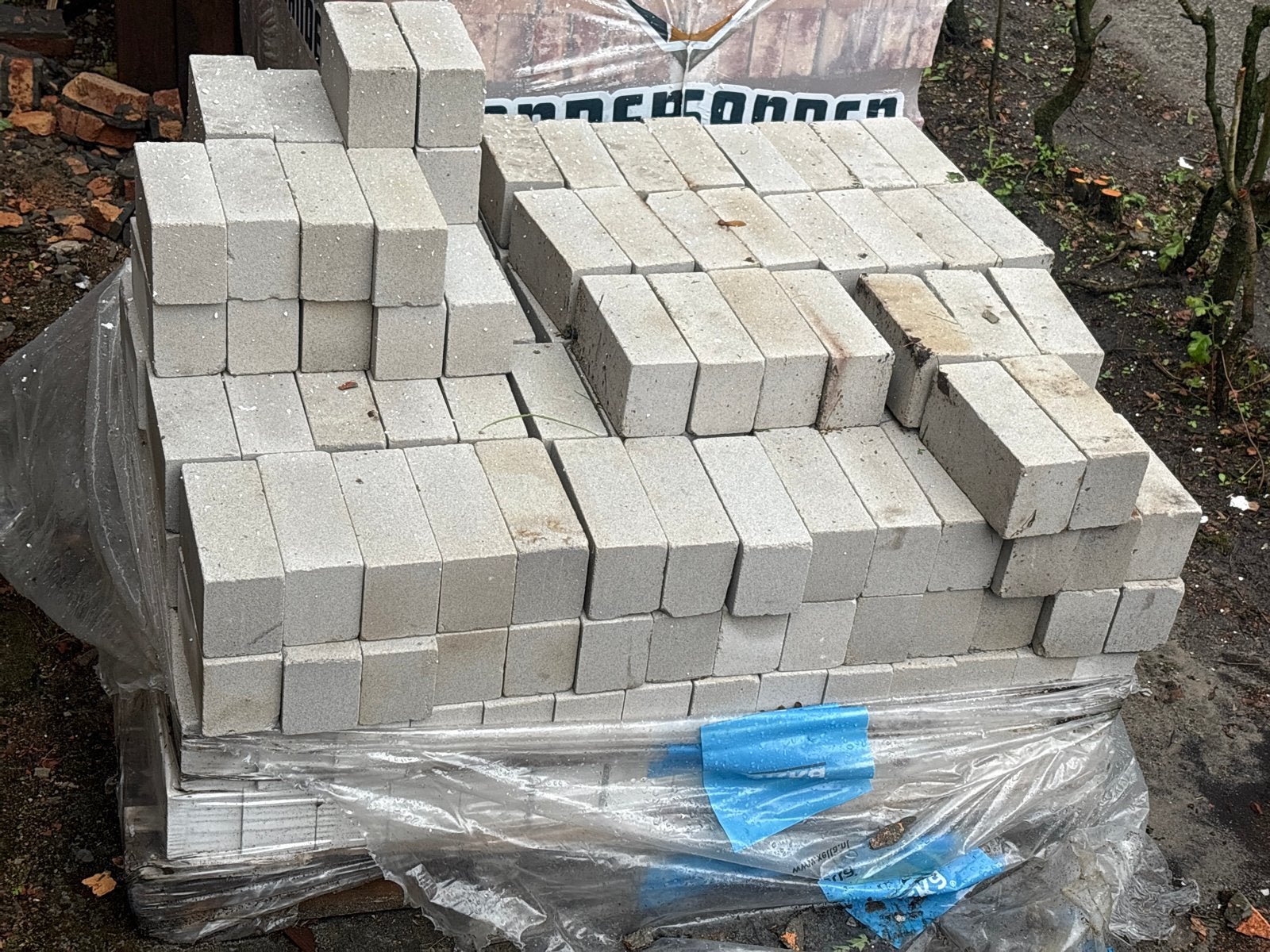 Witte kalkzandstenen 21x10x8cm - ca. 250 stuks, Doe-het-zelf en Verbouw, Ophalen, Nieuw, Kalkzandstenen