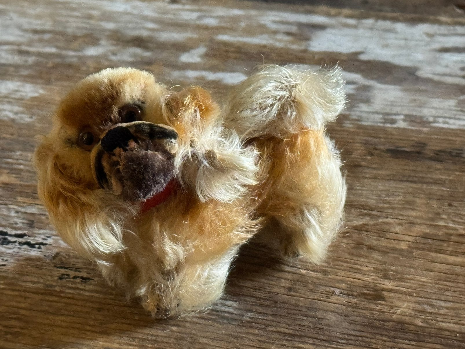 Antiek hondje ,,Peky” (Pekinees) van STEIFF, Verzenden