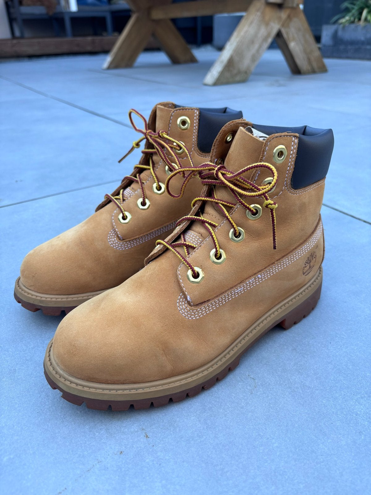 Timberland boots Premium, Ophalen of Verzenden, Zo goed als nieuw, Bruin, Lage of Enkellaarzen