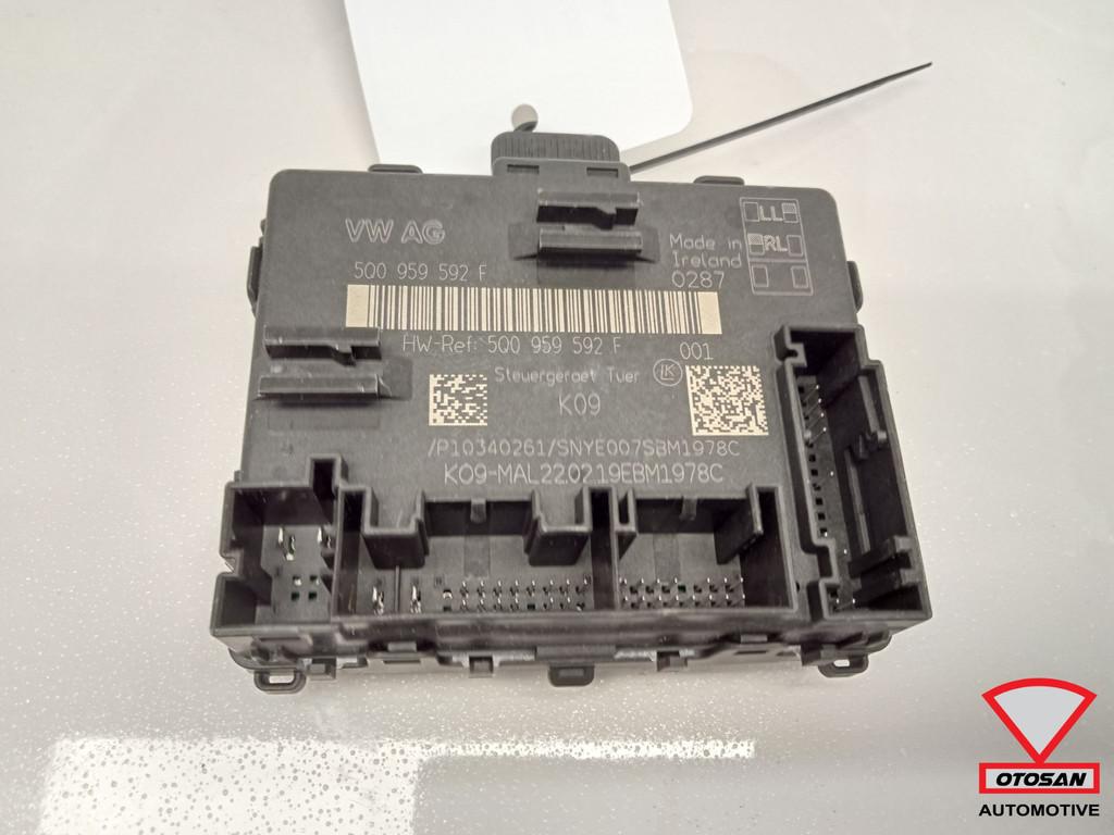 VW Audi Seat Skoda Portier Module Rechts Voor 5Q0959592F