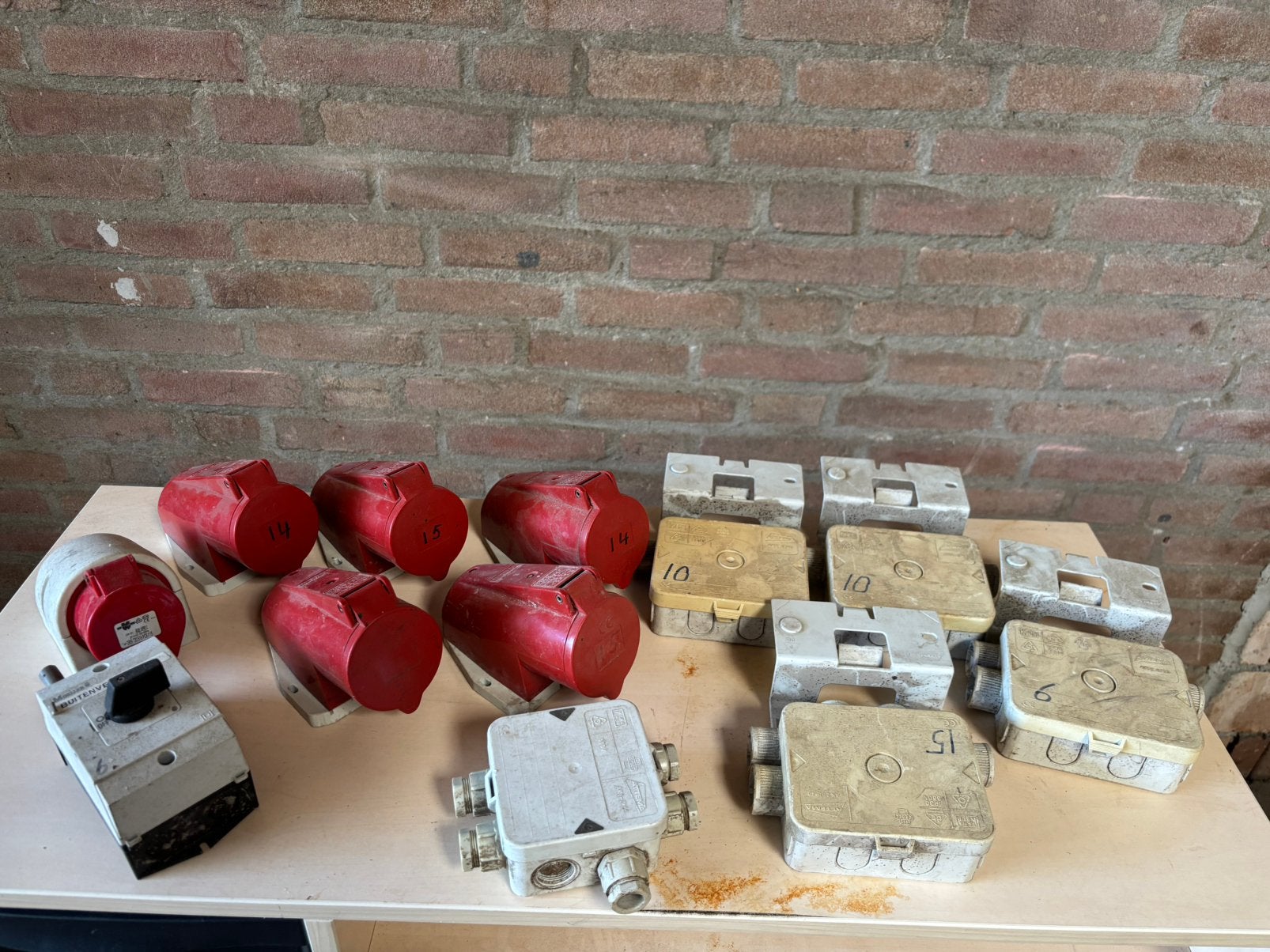 stopcontact voor krachtstroom, Ophalen, Gebruikt, Nvt, Stopcontact