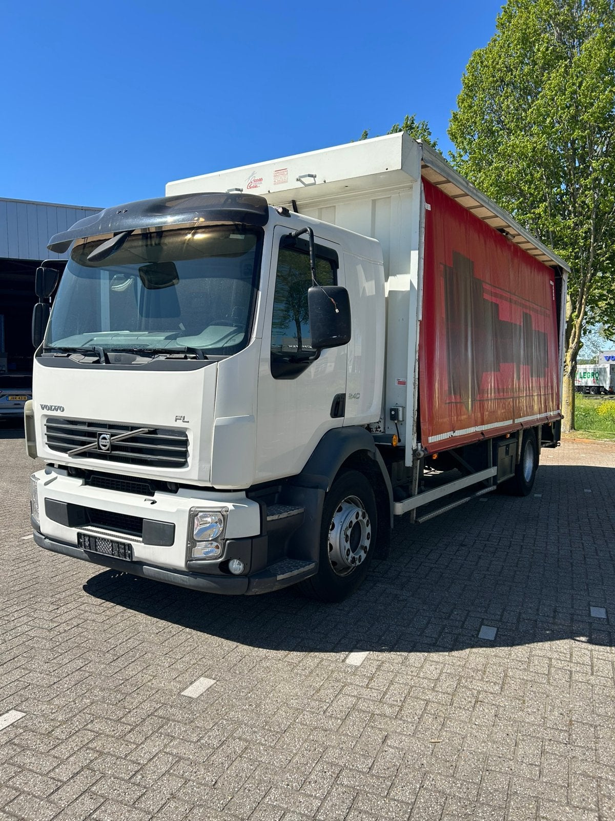Volvo fl E. 2009 only 100.000 km 18 -240 10 ton laadvermogen, Overige bekleding, USB, Grijs, Particulier