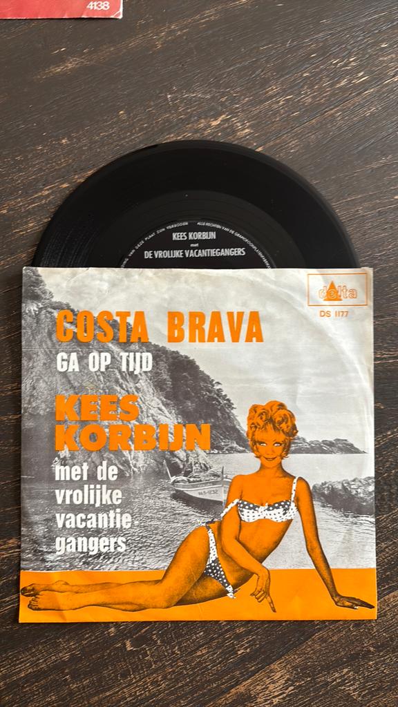 Kees Korbijn - Costa Brava, Ophalen of Verzenden, Zo goed als nieuw, Nederlandstalig
