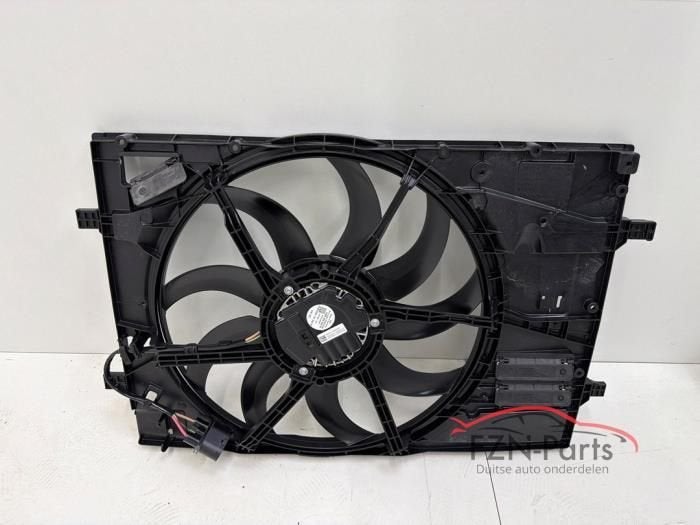 VW Golf 8 Ventilator Enkelfan + Koelluchtventilator + Behuiz, Ophalen of Verzenden, Gebruikt