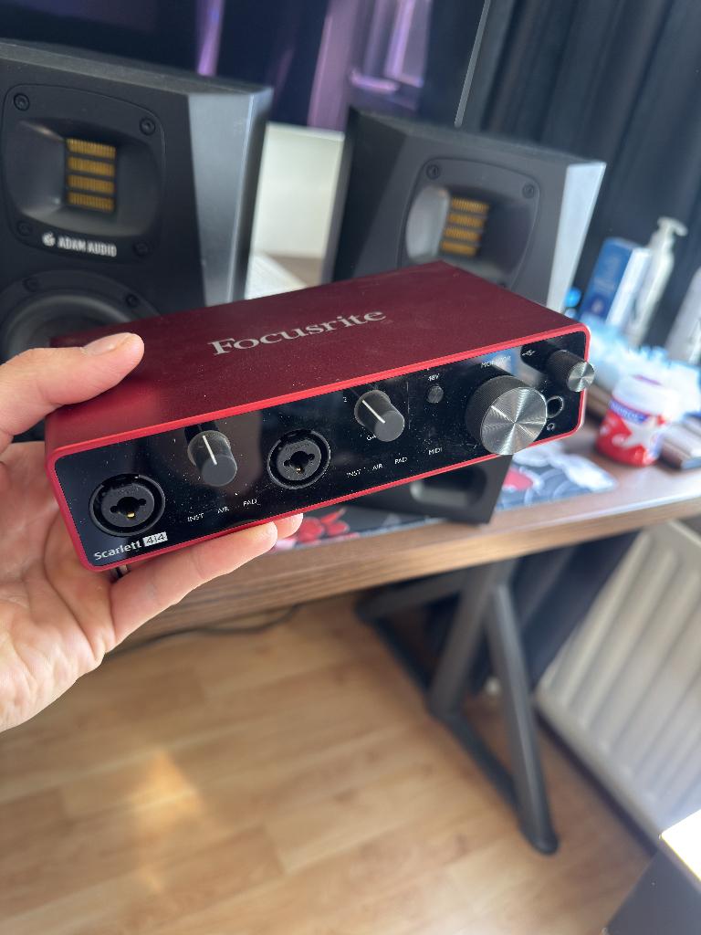 Focusrite Scarlett 4i4 3rd Gen, Ophalen of Verzenden, Zo goed als nieuw