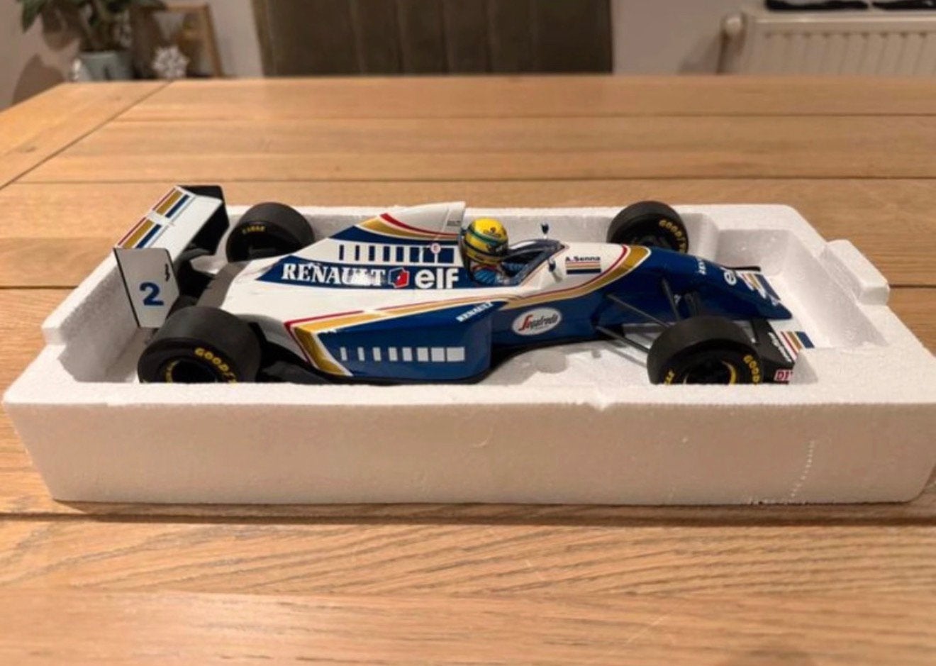 Williams Renault FW16 1994 Ayrton Senna Minichamps 1/18, Ophalen, Zo goed als nieuw, Formule 1