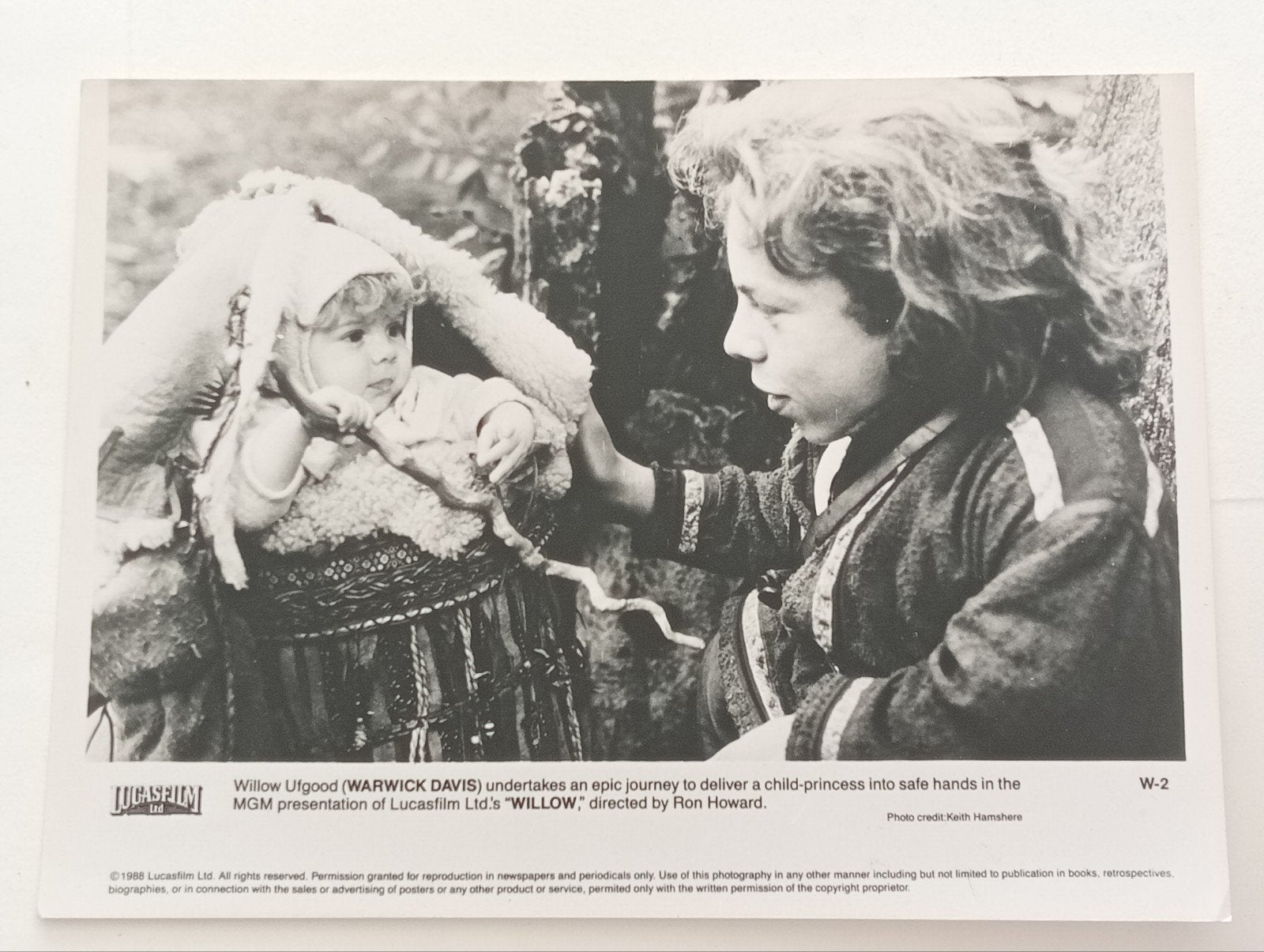 Zeldzame foto van Warwick Davis als Willow Ufgood, Ophalen of Verzenden, Voor 1940