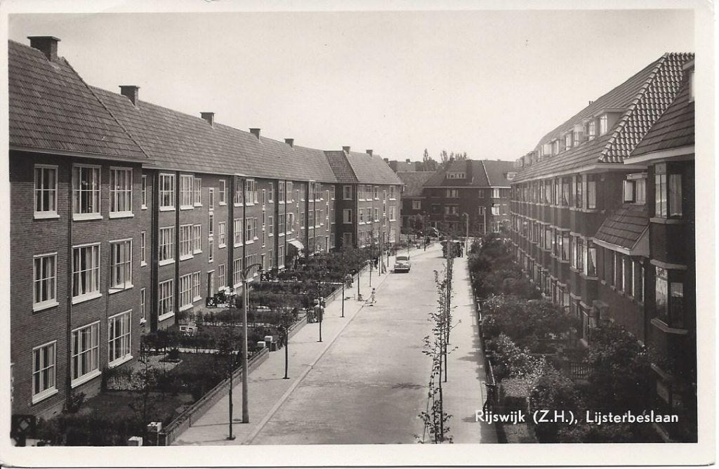 Rijswijk (Z.H.) Lijsterbeslaan, Volk, Auto, Ophalen of Verzenden, 1940 tot 1960, Ongelopen, Zuid-Holland