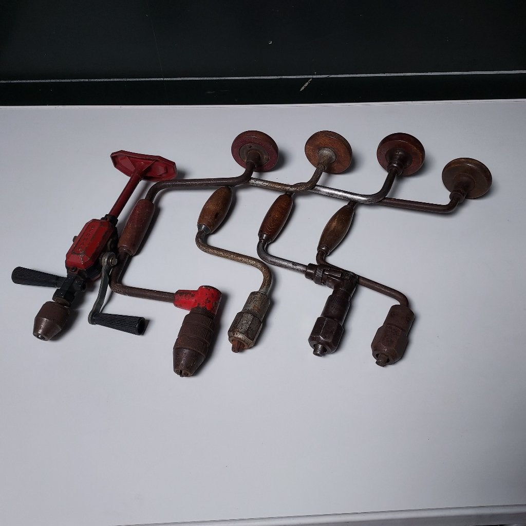 antiek gereedschap, Ophalen