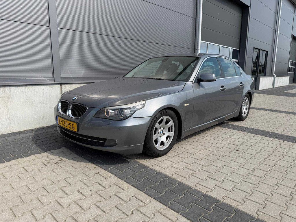 BMW - 5-serie - 523i - Personenauto - 2009, Auto's, BMW, Achterwielaandrijving, 2497 cc, Bedrijf, 1500 kg