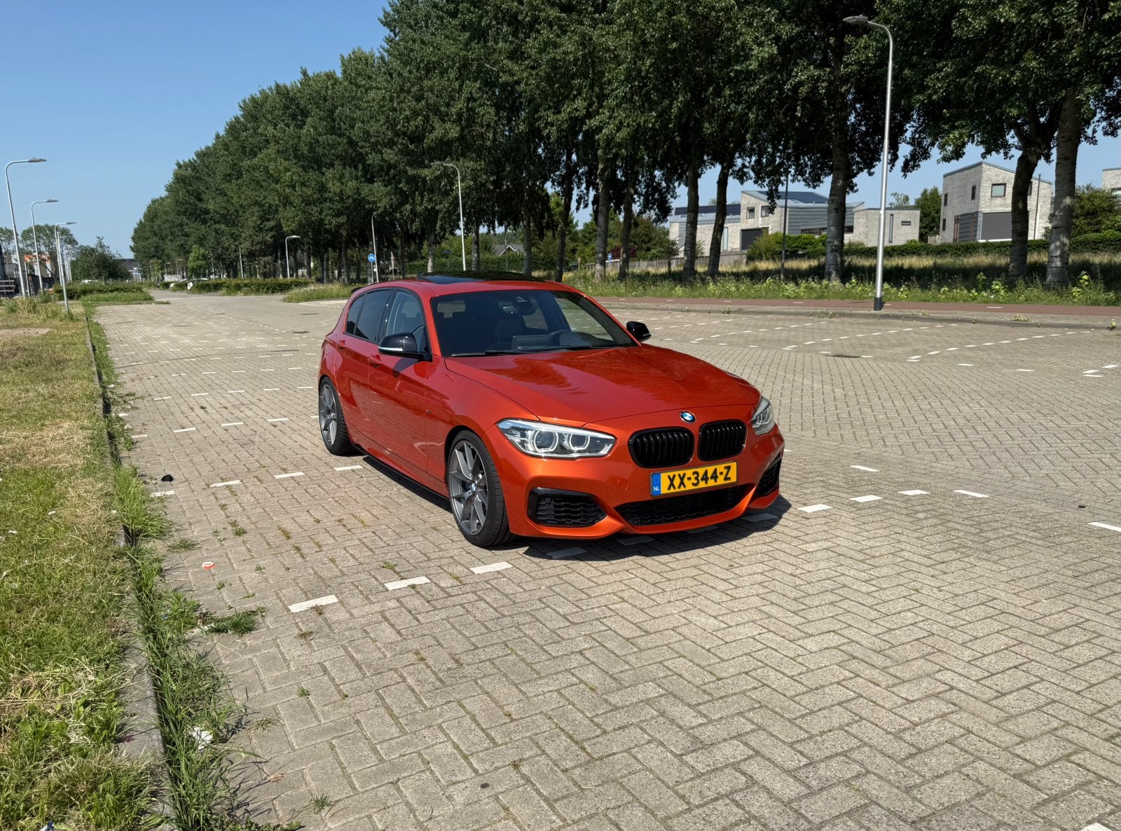 BMW 1-Serie 3.0 M135i 5DR AUT 2015 Schuifdak / H&K / Keyless, Auto's, Achterwielaandrijving, Overige kleuren, Alcantara, Particulier