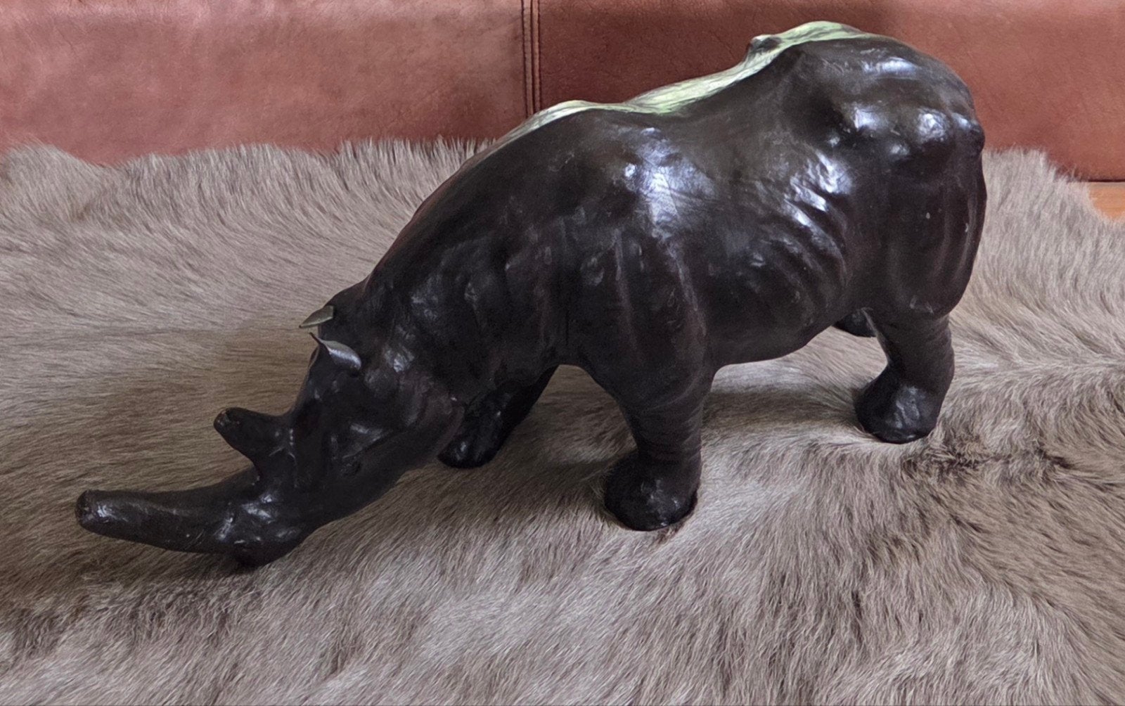 Grote Vintage Lederen Neushoorn – Jaren 60/70, Antiek en Kunst, Ophalen
