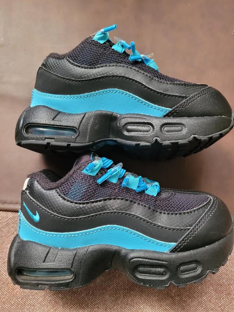 Nike kinderschoenen maat 25., NIKE, Jongen of Meisje, Schoenen, Ophalen of Verzenden