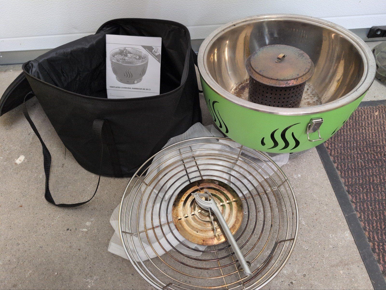 Draagbare Houtskoolbarbecue met Draagtas - Groen, Ophalen, Gebruikt, Onbekend