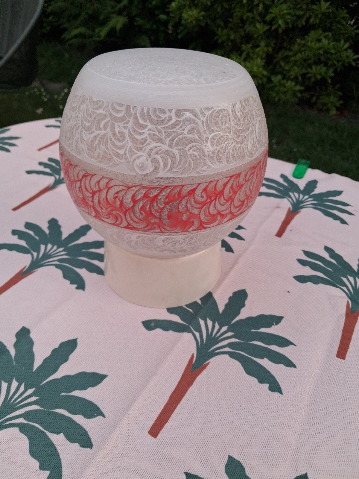 Vintage glazen bol lampenkap met rood patroon, Ophalen of Verzenden