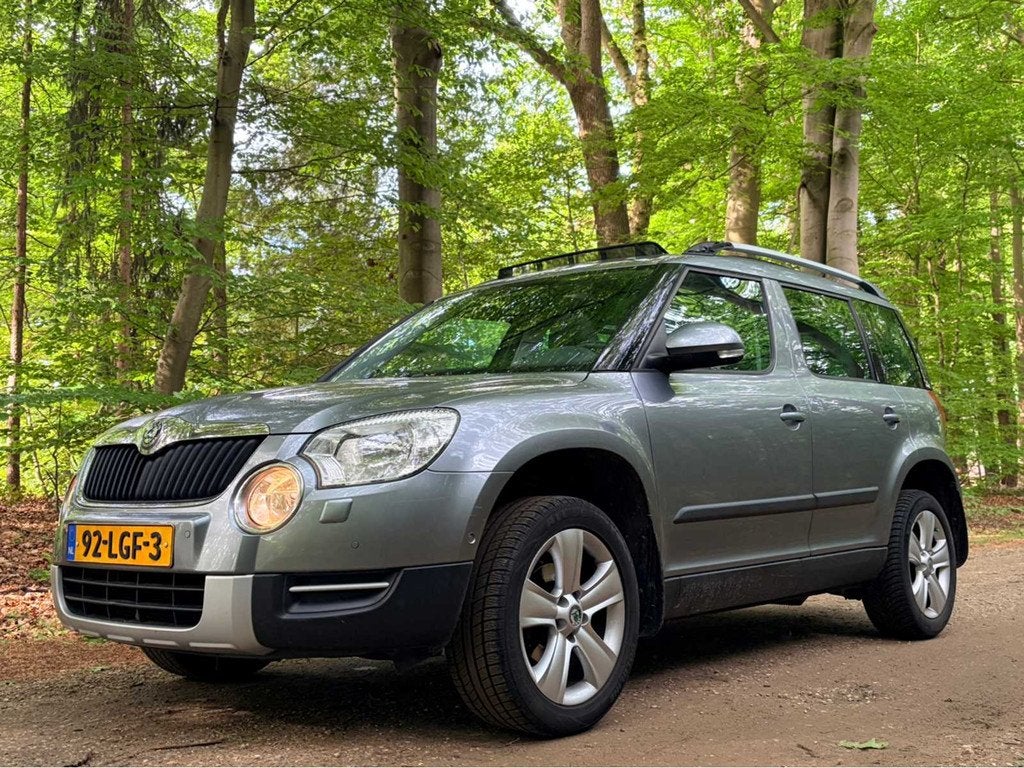 Skoda - 2010 - Yeti - 1.2 TSI Elegance - Personenauto, Auto's, Skoda, Euro 5, Gebruikt, 4 cilinders, Origineel Nederlands