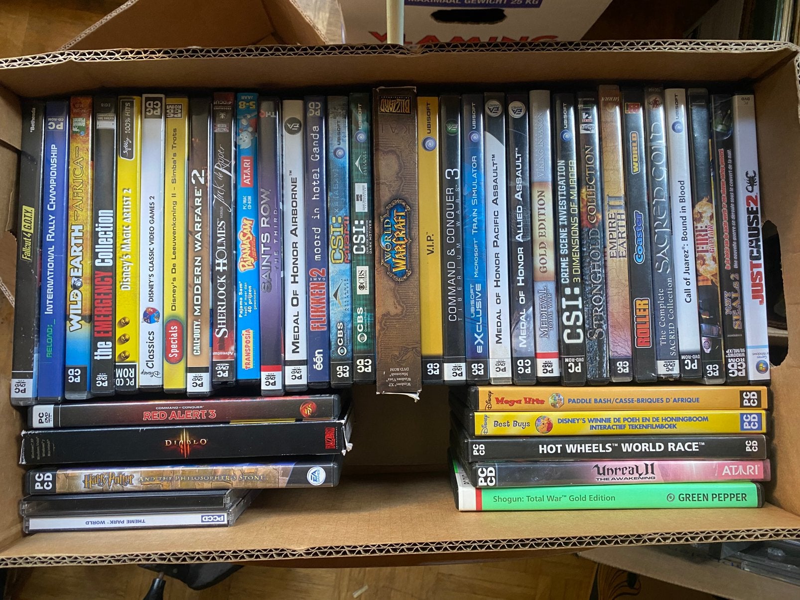 💿 Doos vol met PC games, Spelcomputers en Games, Games | Pc, 1 speler, Ophalen of Verzenden, Zo goed als nieuw, Vanaf 12 jaar