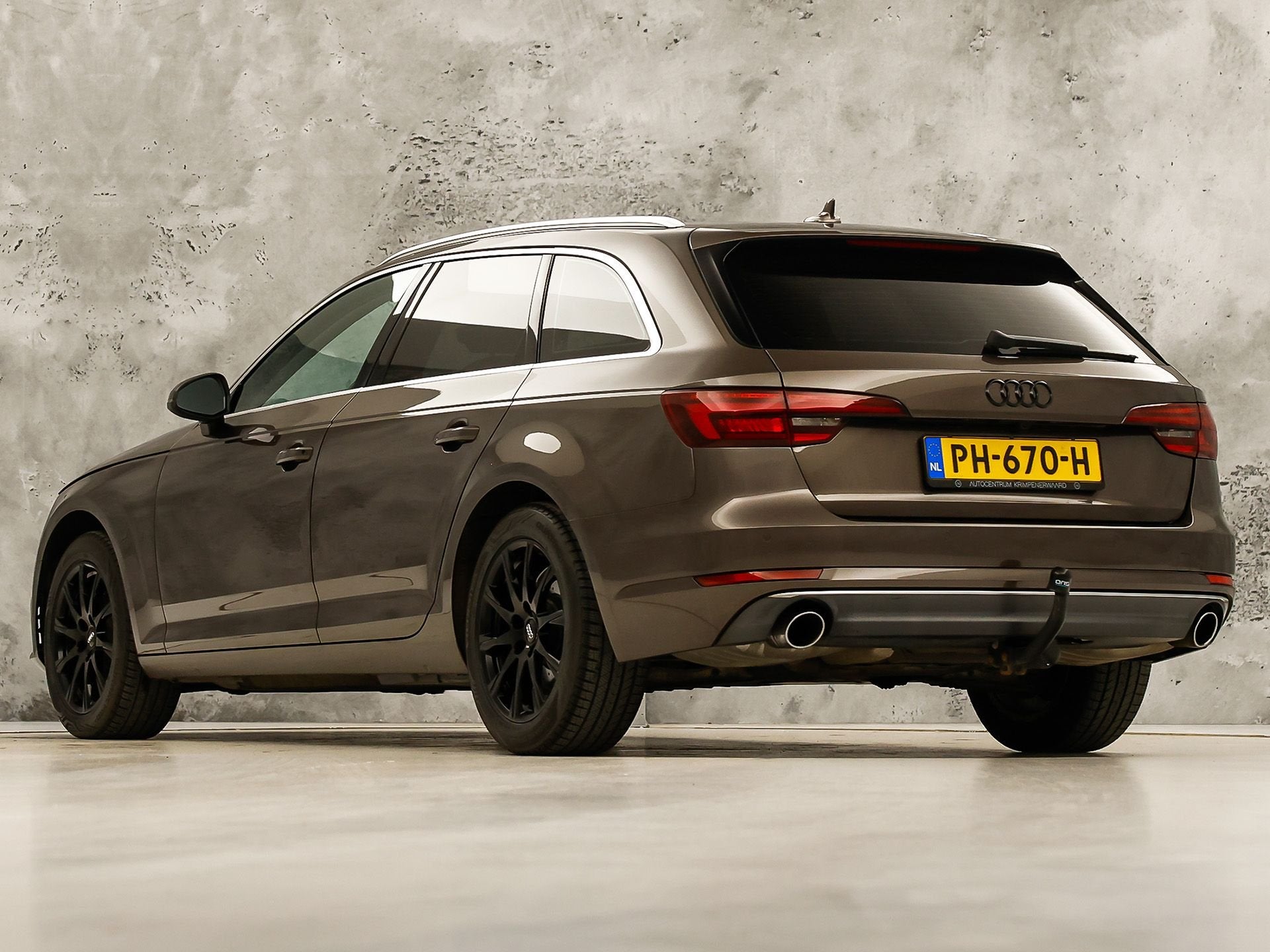 Audi A4 Avant 2.0 TFSI S-Line Sport 190Pk Automaat (NAVIGATI, Auto's, 12 maanden, Stof, Gebruikt, 1435 kg