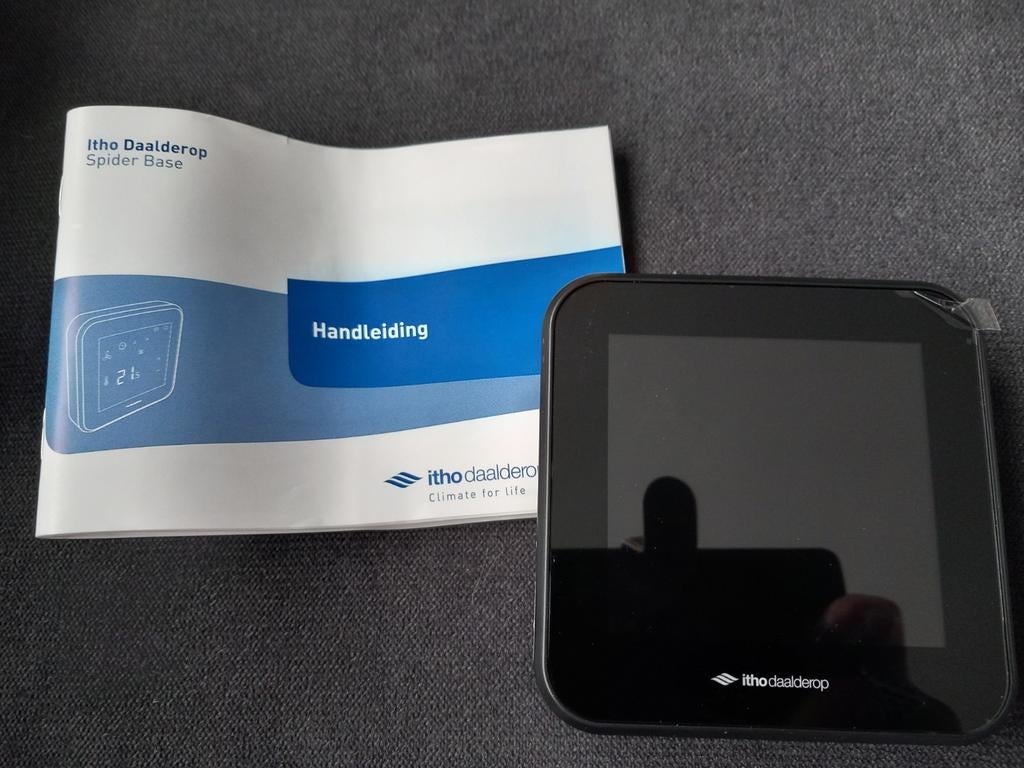 Itho Daalderop Thermostaat - Nieuwstaat, Doe-het-zelf en Verbouw, Ophalen, Slimme thermostaat, Nieuw