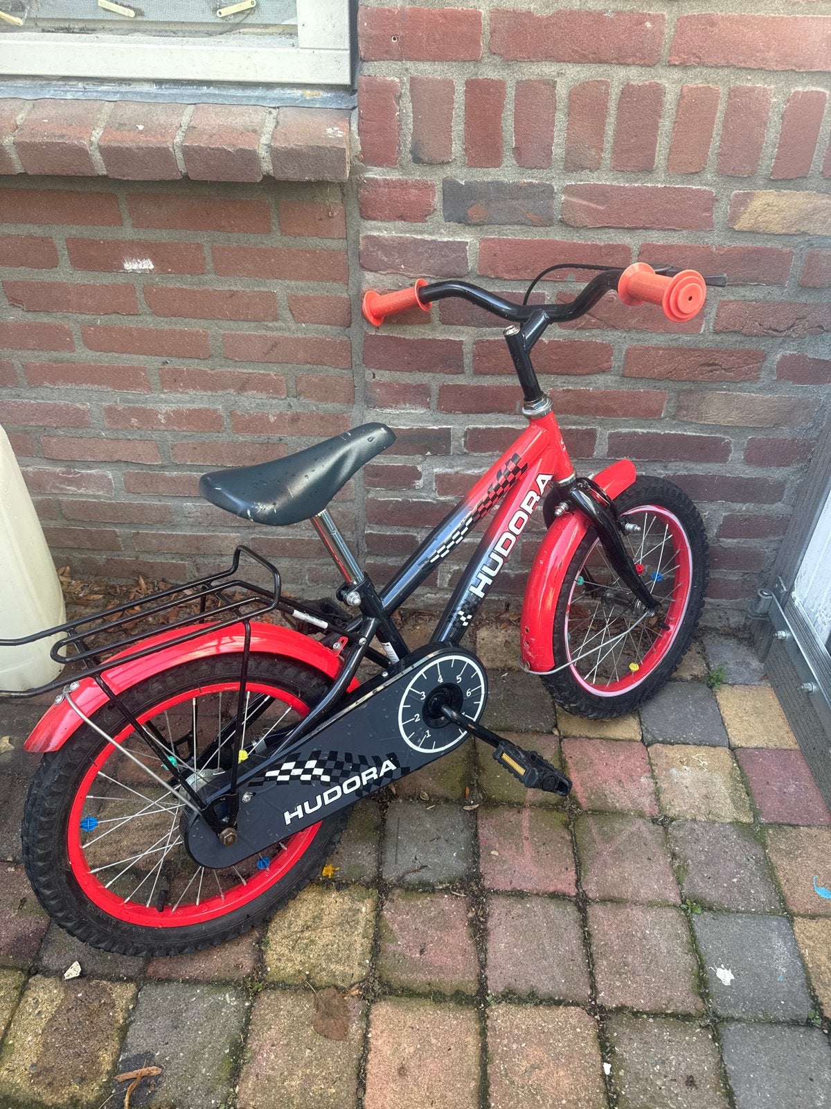 Hudora kinderfiets rood/zwart - 16 inch, Ophalen, Gebruikt, Terugtraprem, 16 tot 20 inch