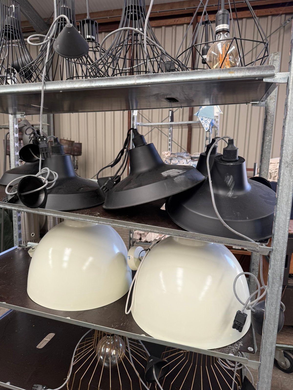 5x Zwarte metalen hanglampen - Industrieel design, Huis en Inrichting, Ophalen, Gebruikt, Metaal, Minder dan 50 cm