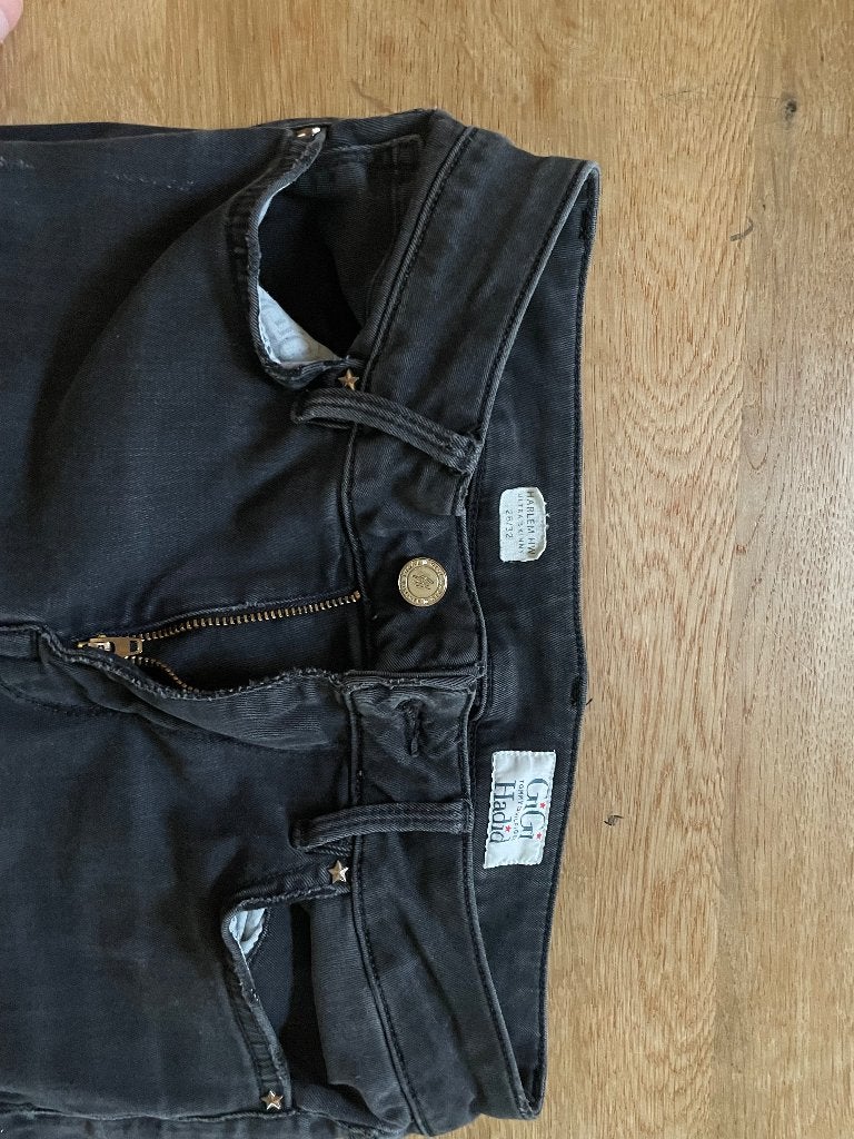 Gigi hadid Tommy Hilfiger, Zwart, Ophalen of Verzenden, Zo goed als nieuw, W28 - W29 (confectie 36)