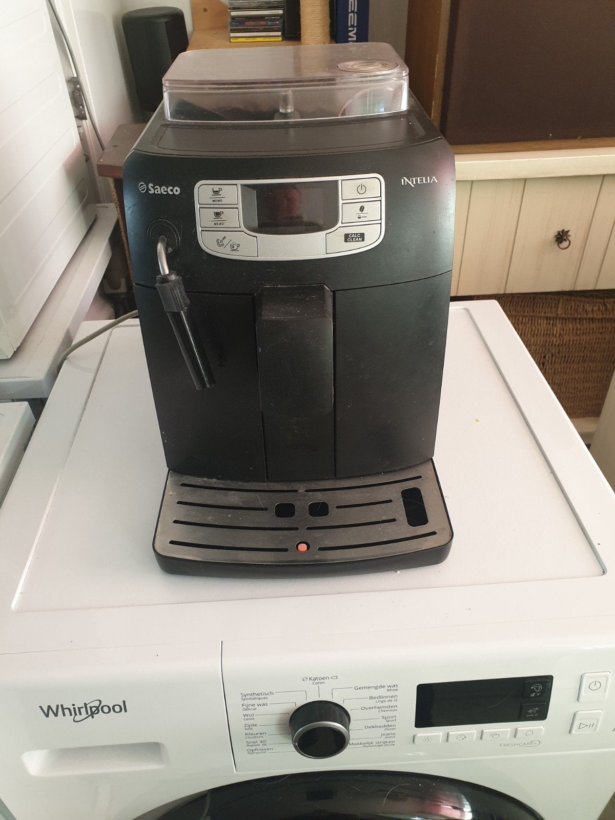bonen machine  80 euro, Witgoed en Apparatuur, 10 kopjes of meer, Ophalen of Verzenden, Zo goed als nieuw, Koffiemachine