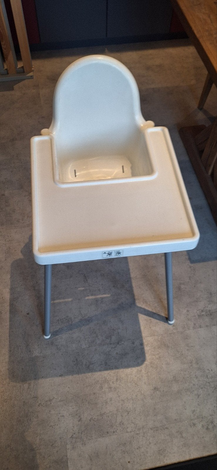 IKEA Antilop kinderstoel met eetblad en poten, Ophalen of Verzenden, Gebruikt, Overige typen, Afneembaar eetblad