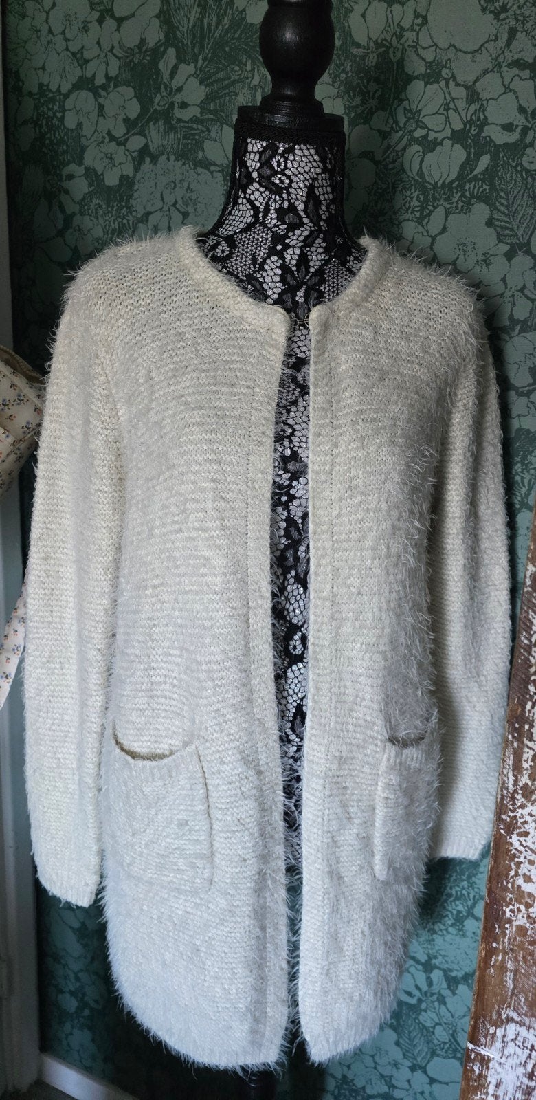*NIEUW* LANG, ZACHT EN SOEPEL VEST M - INFO ZIE ADVERTENTIE, Ophalen of Verzenden, Nieuw, Maat 38/40 (M), Wit