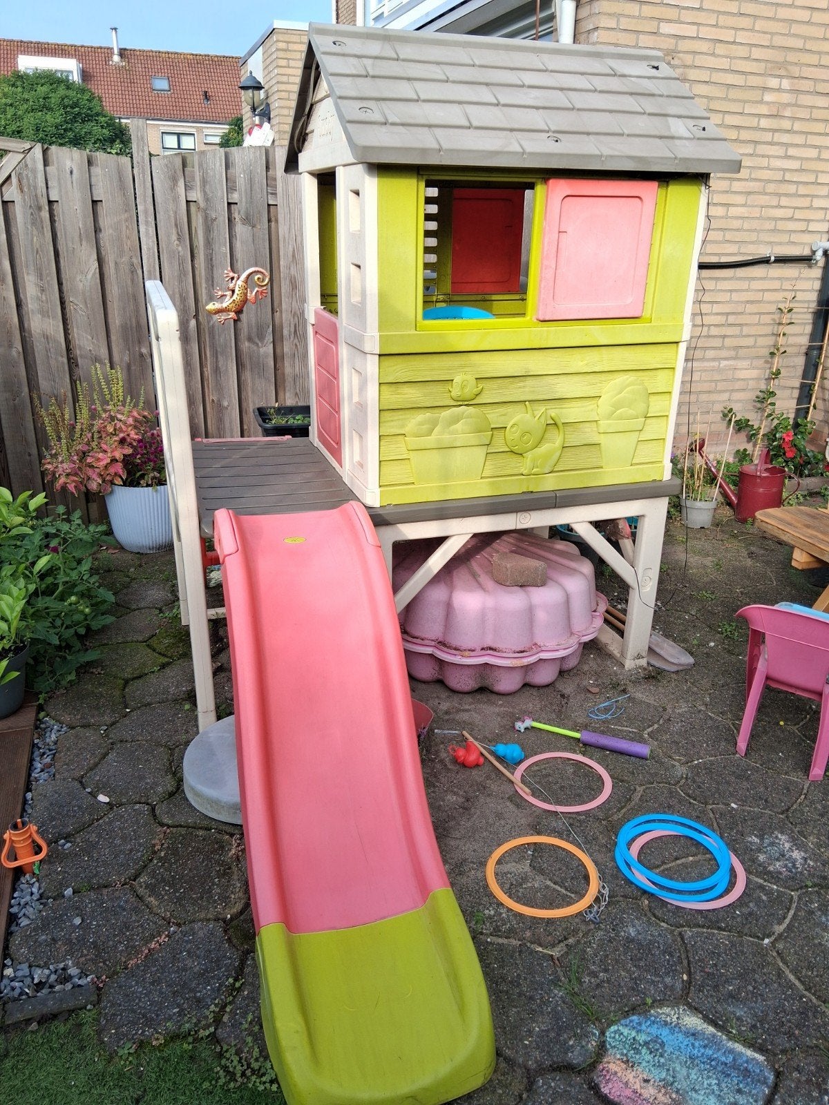 Smoby Speelhuisje met Glijbaan, Ophalen, Gebruikt, Glijbaan