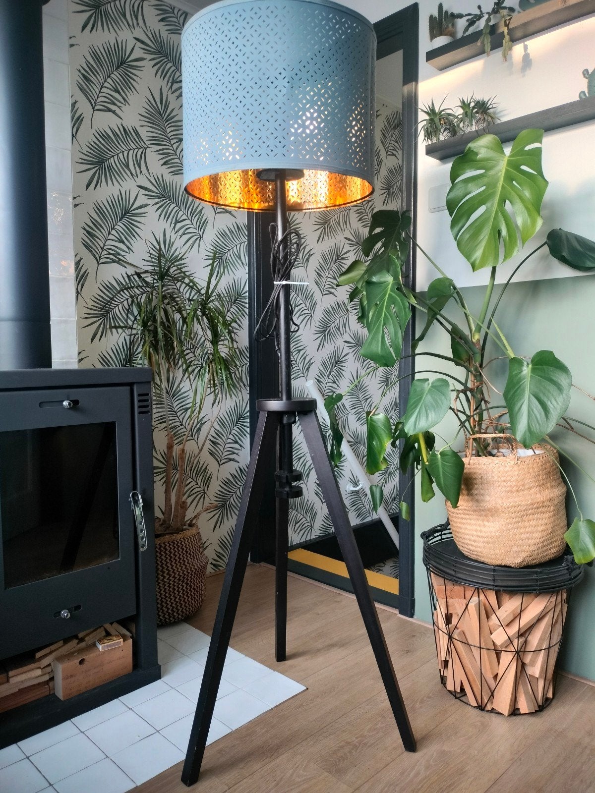 Ikea Lauters en Nymö vloerlamp, zwart goud en donkerblauw, Ophalen, Zo goed als nieuw, Hout, 100 tot 150 cm