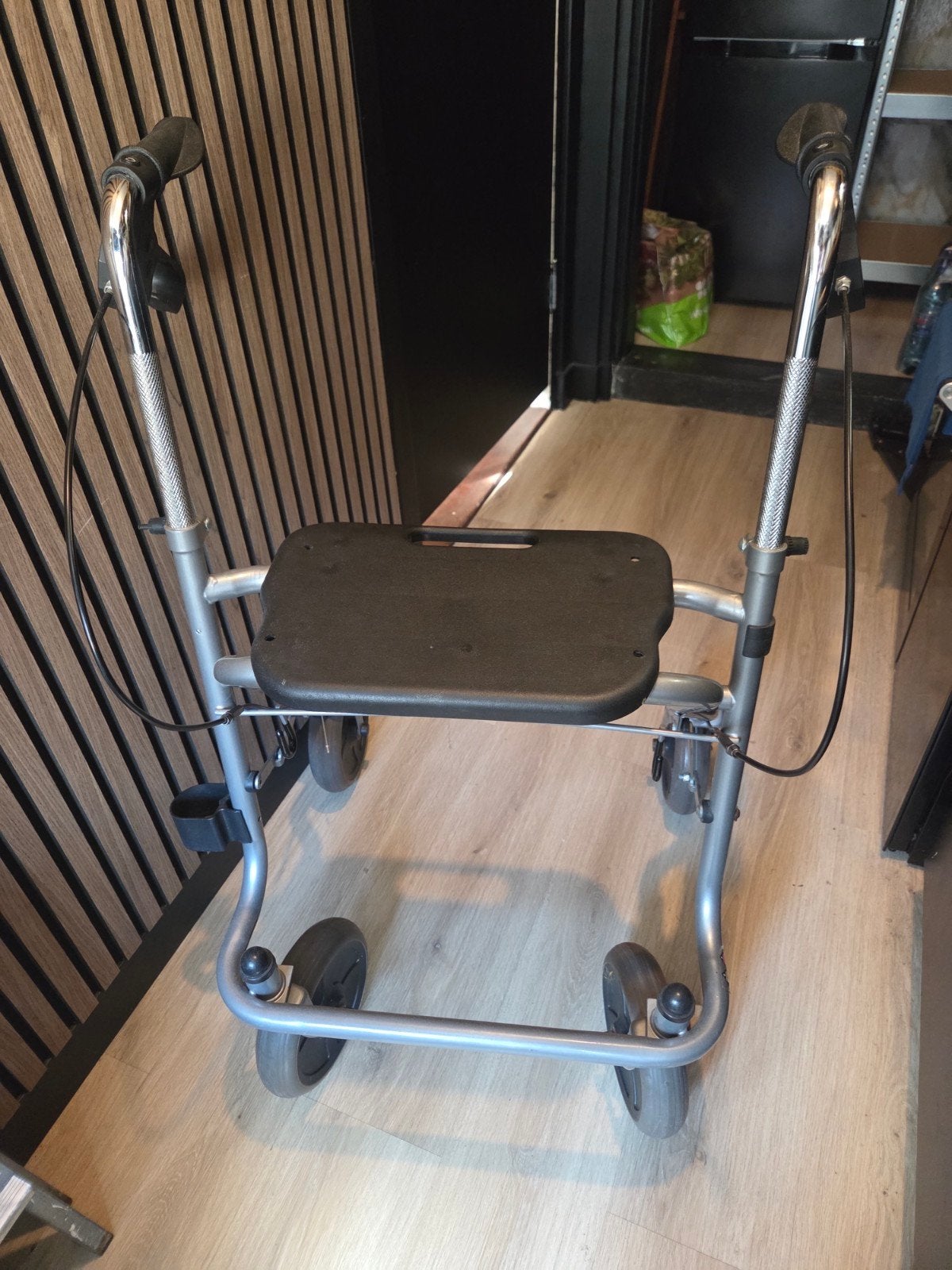 Rollator grijs, Diversen, Ophalen, Opvouwbaar, Gebruikt