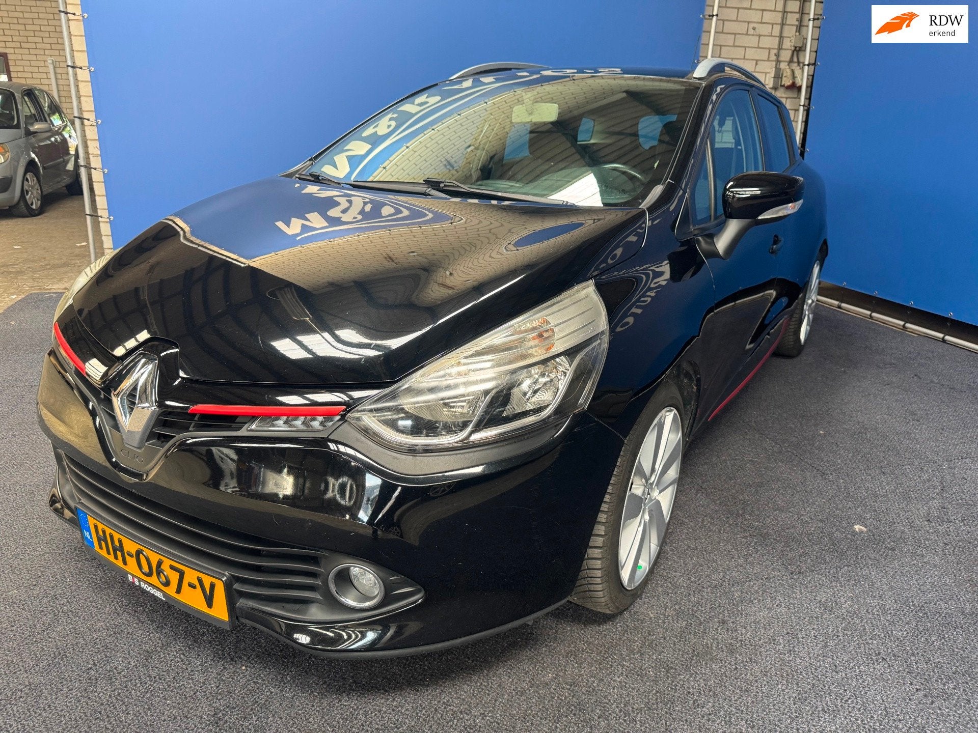 Renault Clio Estate 0.9 TCe Dynamique Nieuwe APK, Auto's, Voorwielaandrijving, Stof, Zwart, Handgeschakeld