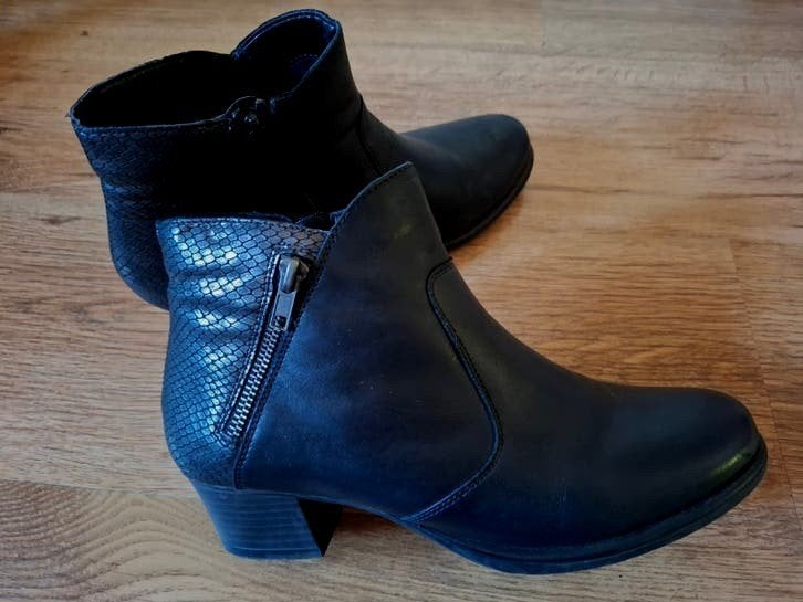 Remonte zwarte enkellaarsjes maat 39, Kleding | Dames, Schoenen, Zwart, Lage of Enkellaarzen, Remonte, Ophalen of Verzenden