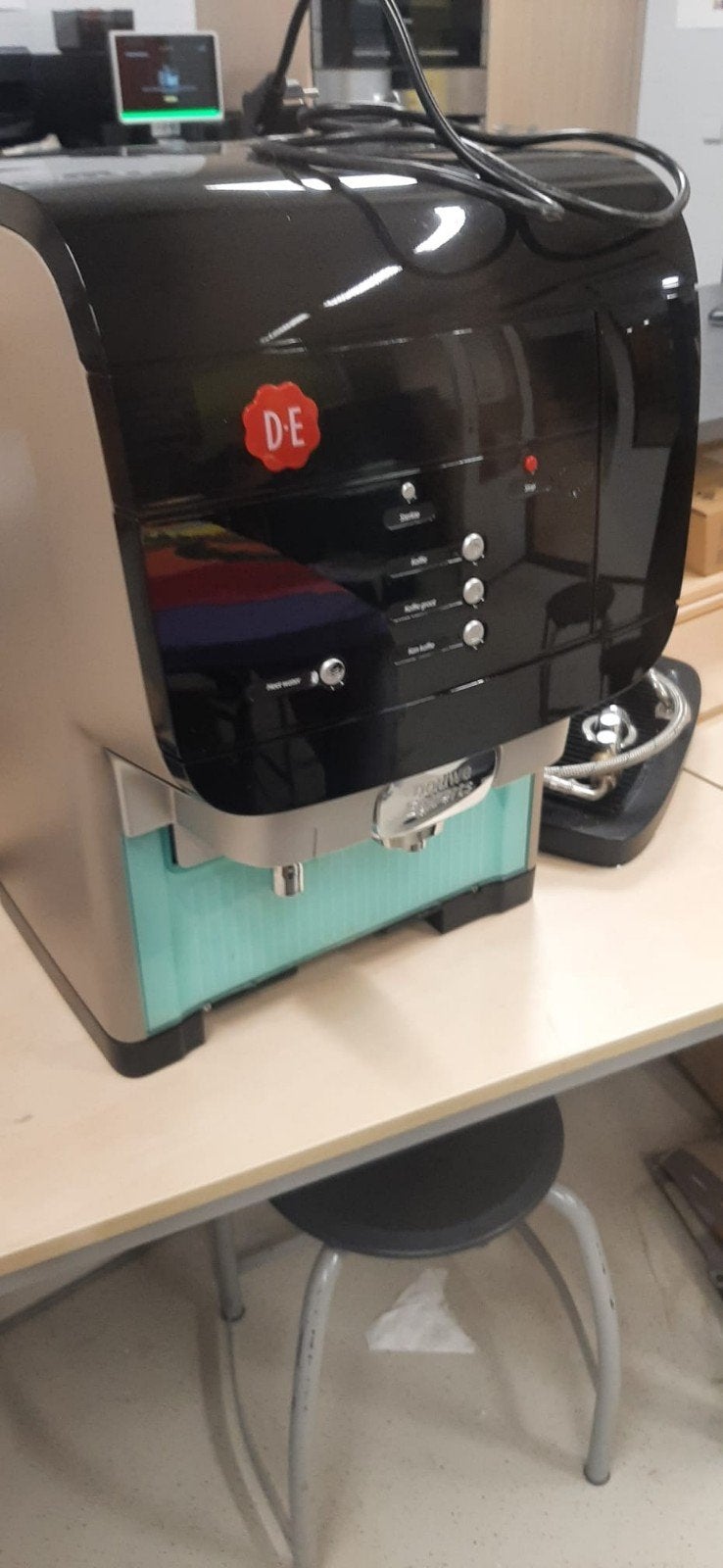 Koffiezetapparaat, Witgoed en Apparatuur, Koffiezetapparaten, 10 kopjes of meer, Ophalen, Koffiemachine