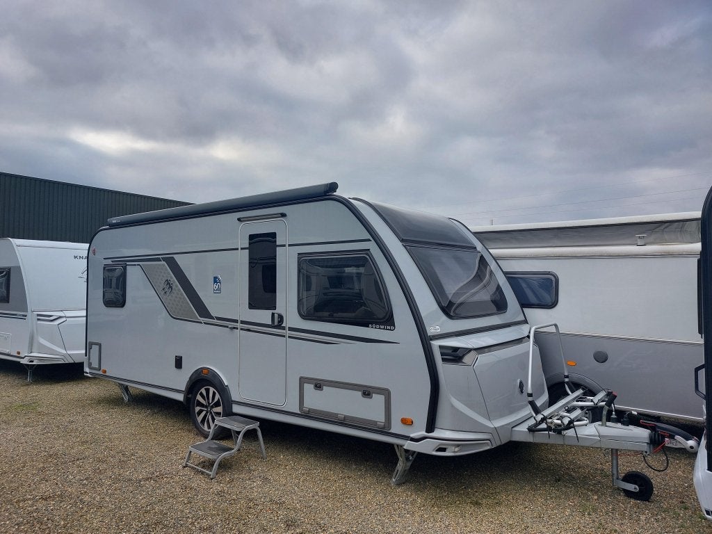 Knaus Sudwind 500 UF 60 YEARS, Caravans en Kamperen, Caravans, Rondzit, Bedrijf, 5 tot 6 meter, Knaus