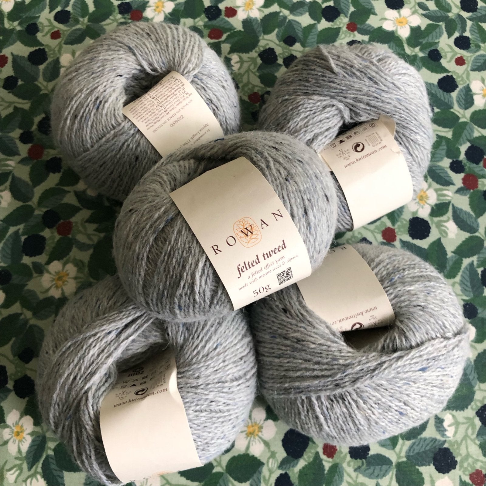 Rowan Felted Tweed Wol - blauw en grijs NIEUW, Ophalen of Verzenden, Nieuw, Breien of Haken, Wol of Garen
