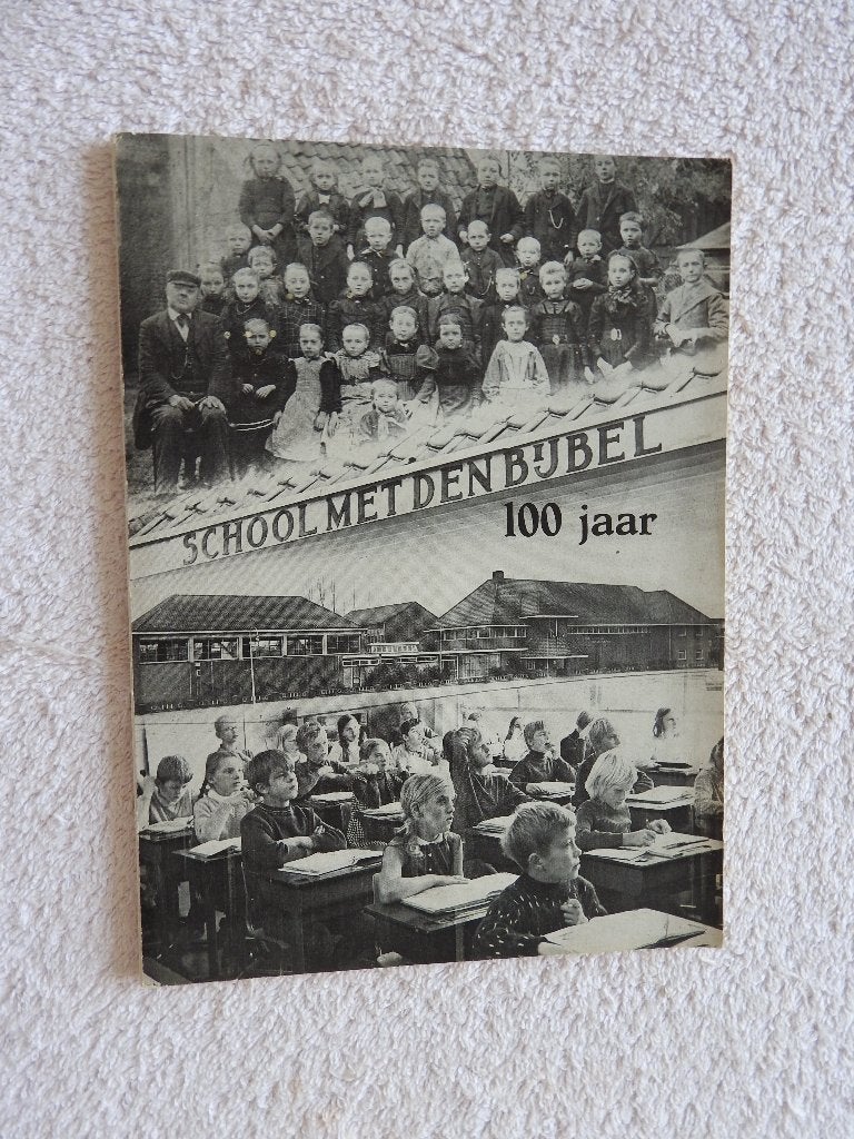 Een eeuw Christelijk Nationaal Schoolonderwijs te Hardenberg, Boeken, Geschiedenis | Stad en Regio, Ophalen of Verzenden, Gelezen