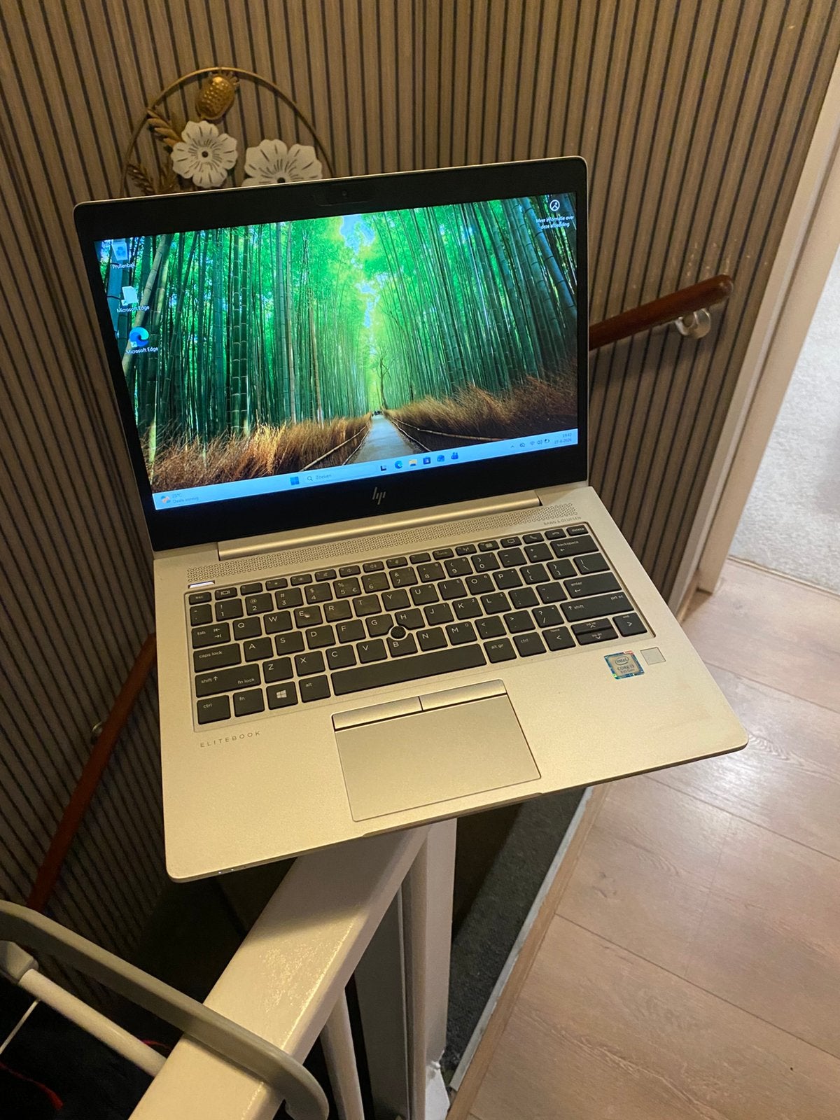 Hp elitebook i3 core vpu 8130u  2.20 2.20 ghz, Computers en Software, Windows Laptops, 2 tot 3 Ghz, Qwerty, 8 GB, 13 inch