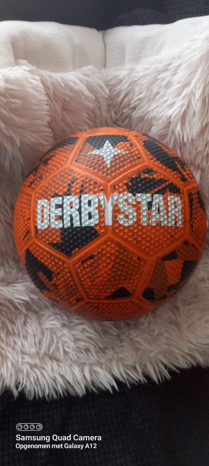 Derbystar voetbal - Oranje/Zwart, Ophalen of Verzenden, Zo goed als nieuw, Bal