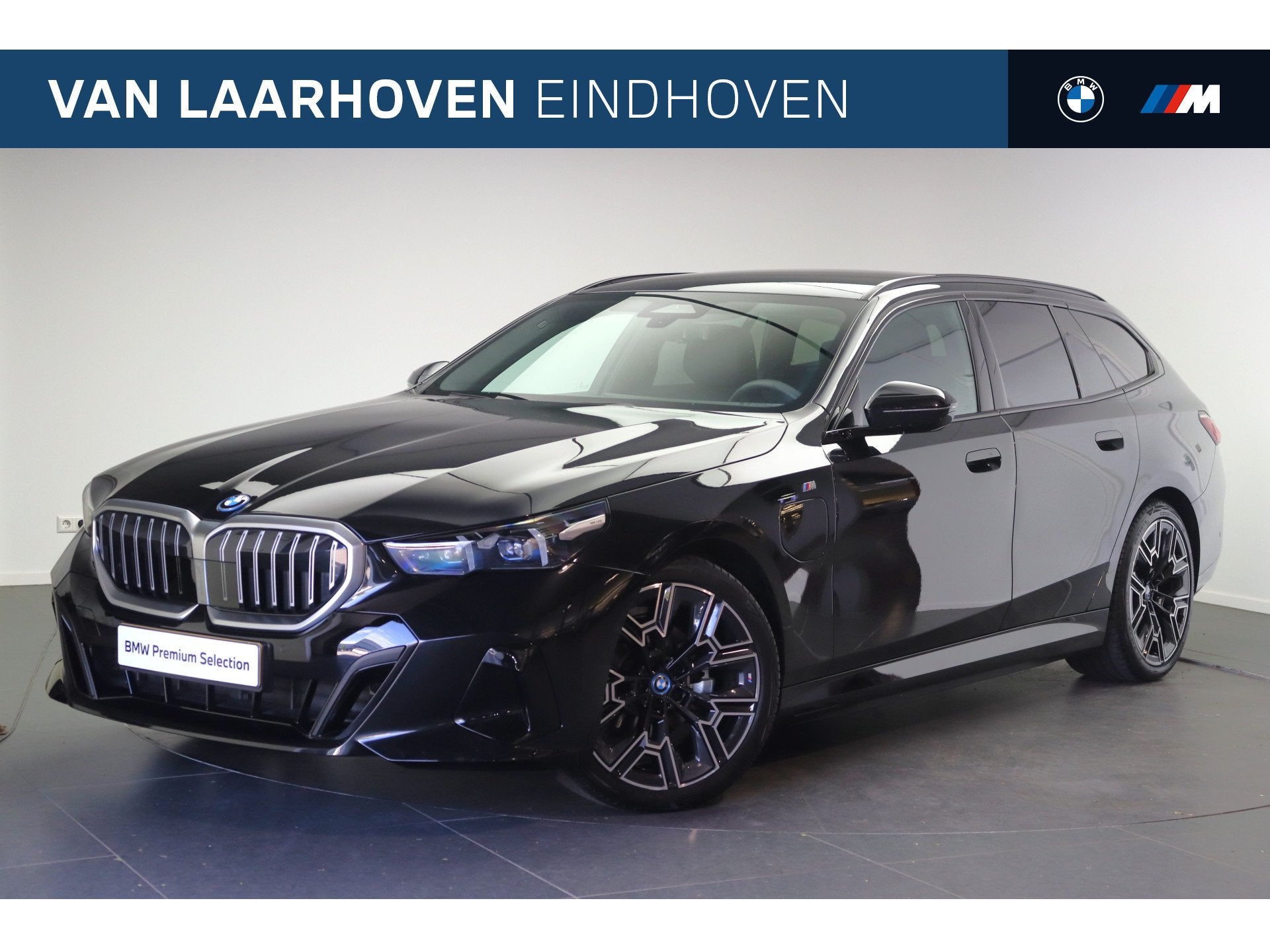 BMW 5 Serie Touring 530e M Sport Automaat / Trekhaak / Stoel, Achterwielaandrijving, 4 cilinders, Met garantie (alle), LED verlichting