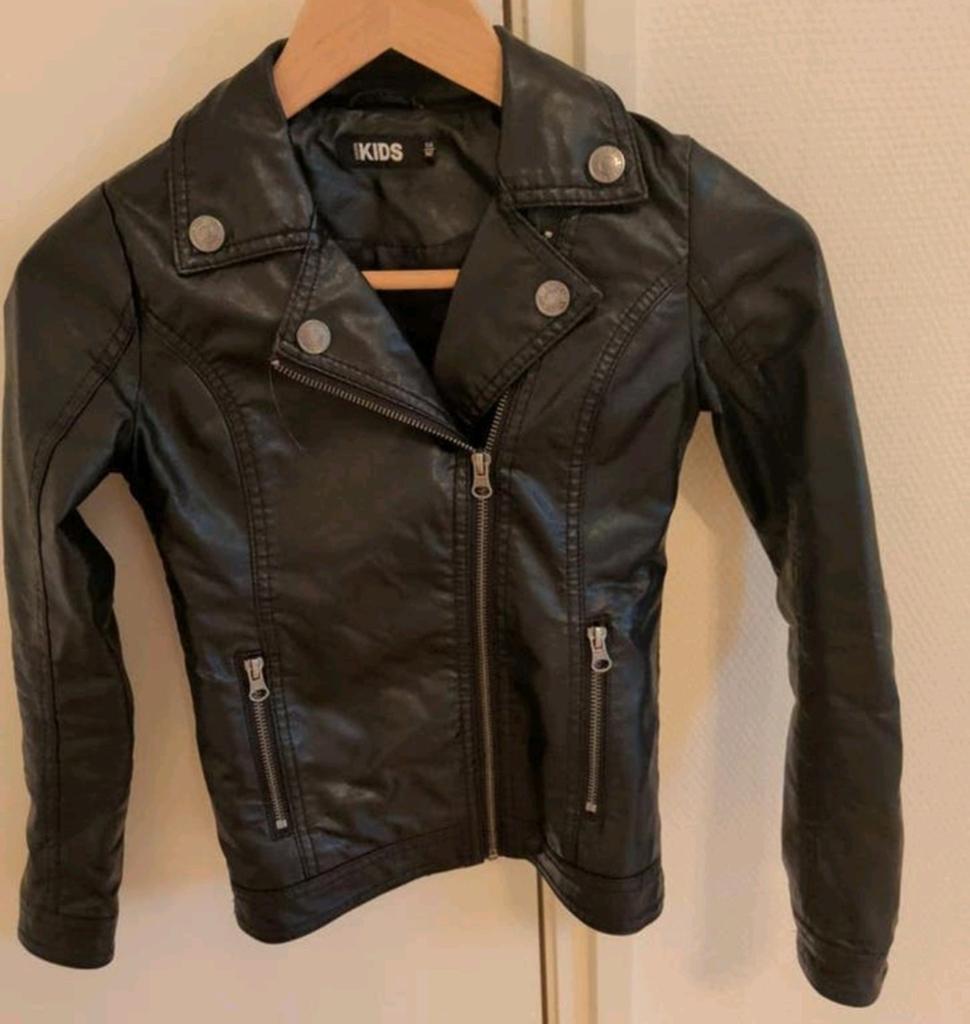 Prachtig soepel Leren ('look alike') jasje, 134/140, ZGAN, Kinderen en Baby's, Kinderkleding | Maat 134, Europe Kids, Meisje, Ophalen of Verzenden